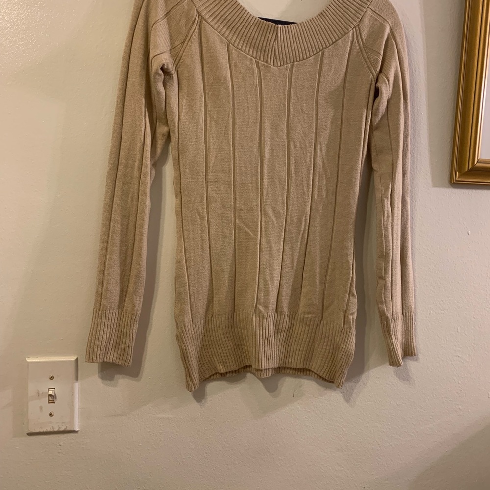 Ladies Top - Picture 6 of 6